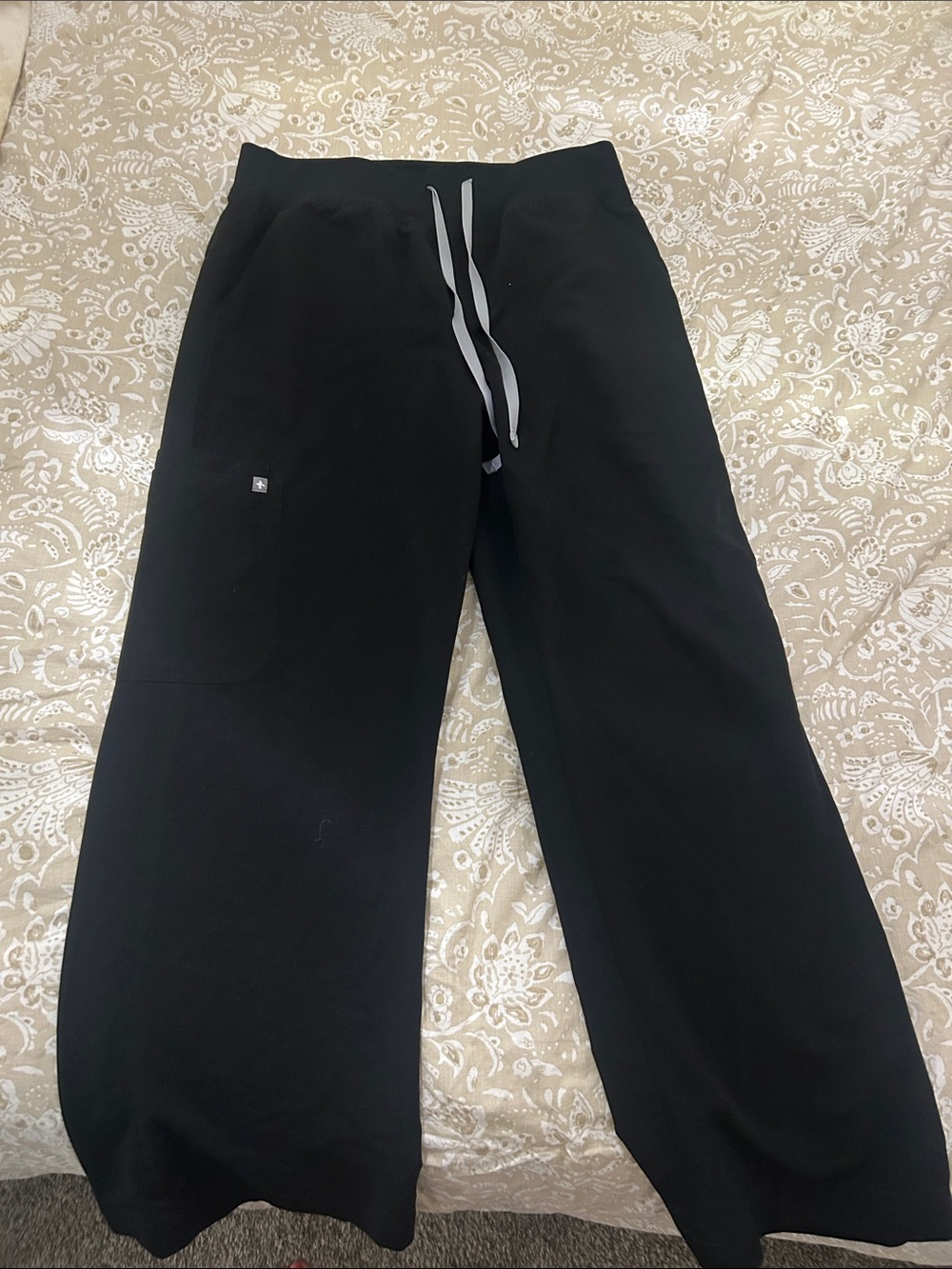 Black Wide-Leg Fig scrub pants with Drawstring